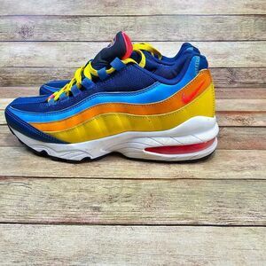 Nike Air Max 95 CJ9989-300 Size 6Y.